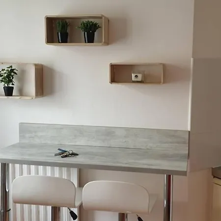 Jolie Cosy Studio Meuble Lejlighed